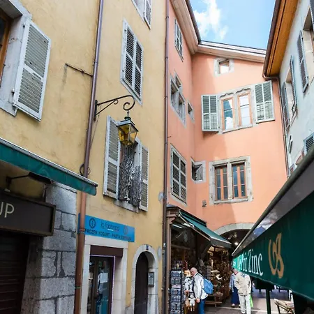 Le Parmelan - For 2 People In The Heart Of The Old Town